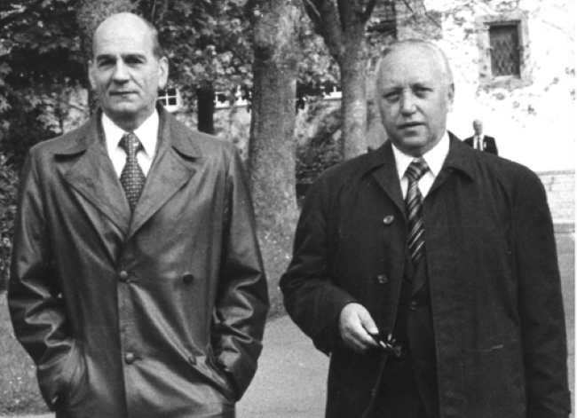 Charles Deprez, maire de Courbevoie, et Gerhard Wolf, maire de Freudenstadt en 1976